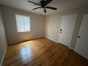 12085 Ashton Ave in Detroit, MI - Building Photo - Building Photo