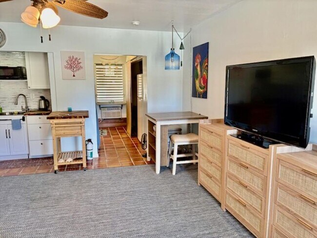 167 N Collier Blvd in Marco Island, FL - Building Photo - Building Photo