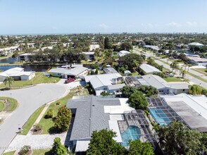 410 Finch Dr in Satellite Beach, FL - Building Photo - Building Photo