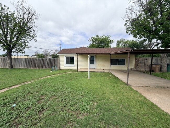 property at 421 N Archer St