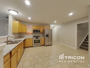 203 Beacon Point Ln in Fortville, IN - Building Photo - Building Photo