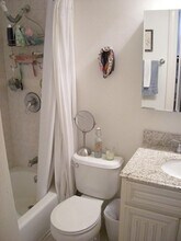 63 Marlborough St, Unit 4 in Boston, MA - Building Photo - Building Photo