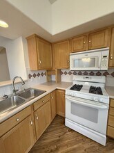 74 Courtyard Ln E in Centerville, UT - Building Photo - Building Photo