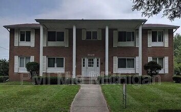 3629 Bernice Dr in Saginaw, MI - Building Photo - Building Photo