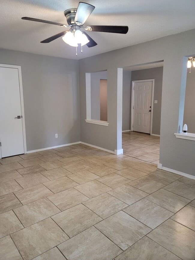 1028 Chitwood St in Alma, AR - Building Photo - Building Photo