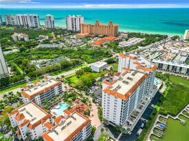 400 Flagship Dr in Naples, FL - Building Photo