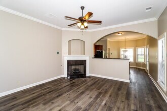 6885 Lagrange Grove Dr in Cordova, TN - Building Photo - Building Photo