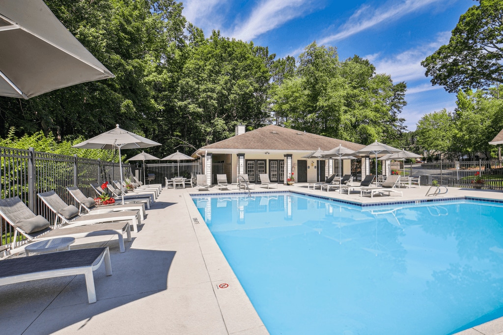 Brook Valley Apartment Homes in Douglasville, GA - Foto de edificio