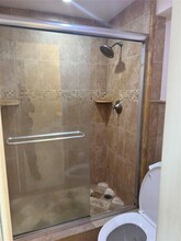 4032 SW 67th Ter in Davie, FL - Foto de edificio - Building Photo