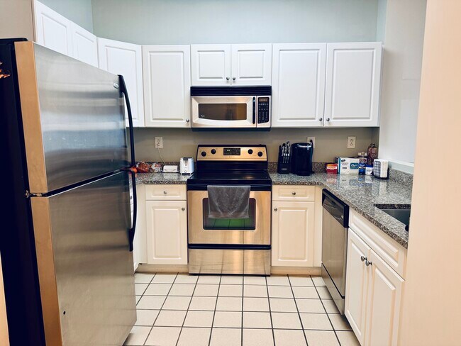 property at 1 Cityview Ln