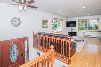 4801 Canterbury Way in Anchorage, AK - Building Photo - Building Photo