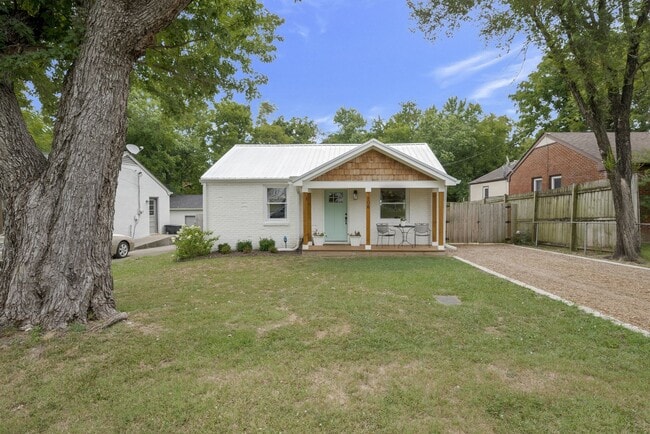 806 Washington Ave in Nashville, TN - Building Photo - Building Photo