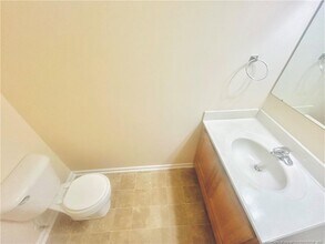 3332 Kenmont Ln in Hope Mills, NC - Building Photo - Building Photo