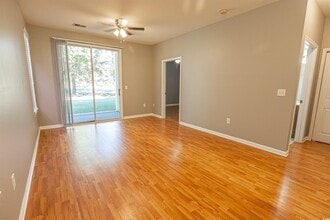 1310 River Oaks Dr in Myrtle Beach, SC - Building Photo - Building Photo