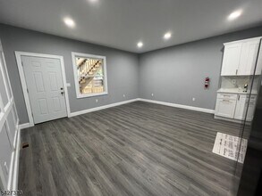 163 N 9th St in Newark, NJ - Building Photo - Building Photo