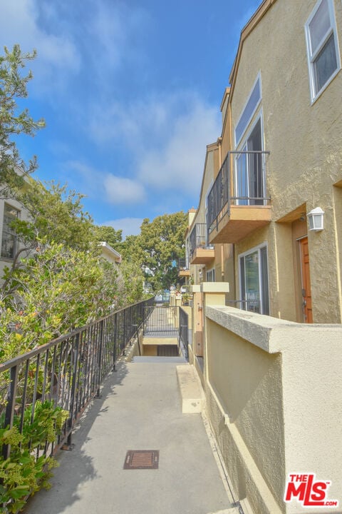 12530 Venice Blvd. in Los Angeles, CA - Building Photo - Building Photo