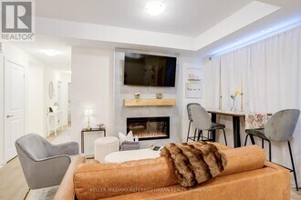 1695 Dersan St in Pickering, ON - Building Photo - Building Photo