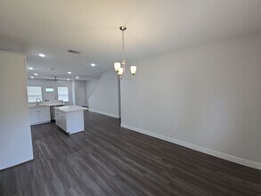 8235 Locksley Rd in Houston, TX - Building Photo - Building Photo