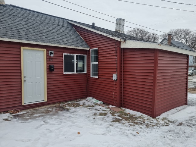 property at 214 N 15th St