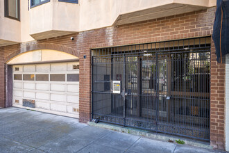 590 Baker St in San Francisco, CA - Building Photo - Building Photo