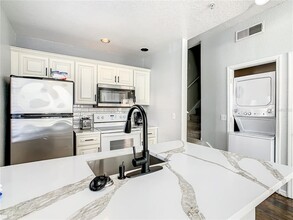 2211 San Vittorino Cir in Kissimmee, FL - Building Photo - Building Photo