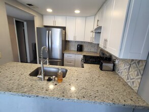 53 Lakeview Cir in Cathedral City, CA - Building Photo - Building Photo