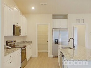 7206 Jerimoth Dr in Charlotte, NC - Foto de edificio - Building Photo