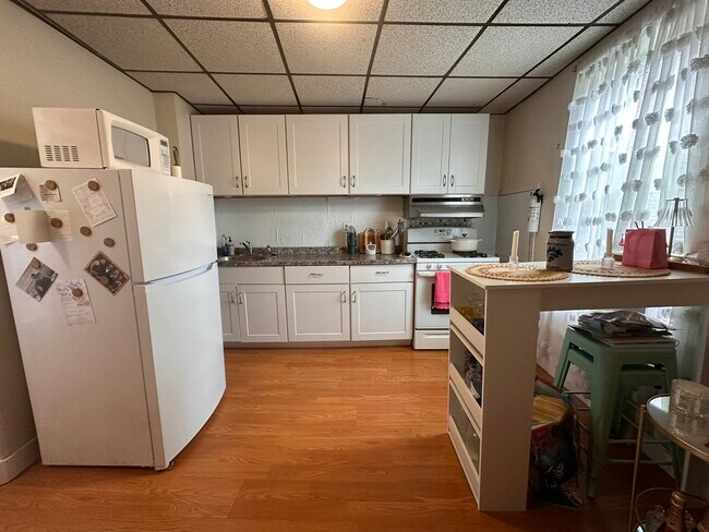 60 Prince St, Unit 9