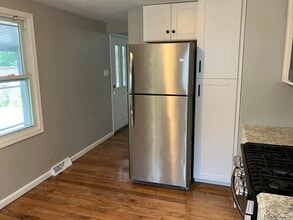 328 Harmony Rd in Pittsburgh, PA - Building Photo - Building Photo