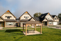 Lavender Village in Boise, ID - Foto de edificio - Building Photo