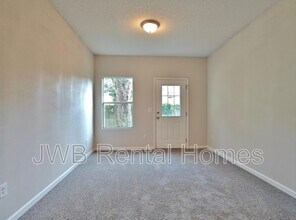 1034 Brierfield Dr in Jacksonville, FL - Building Photo - Building Photo
