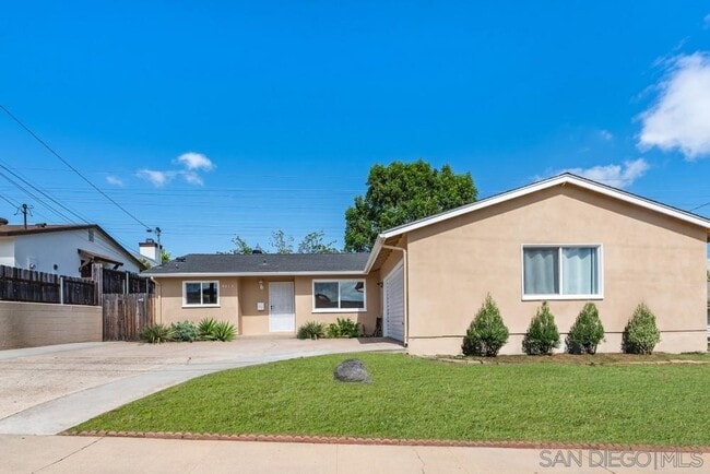 4413 Mt Castle Ave in San Diego, CA - Building Photo - Building Photo