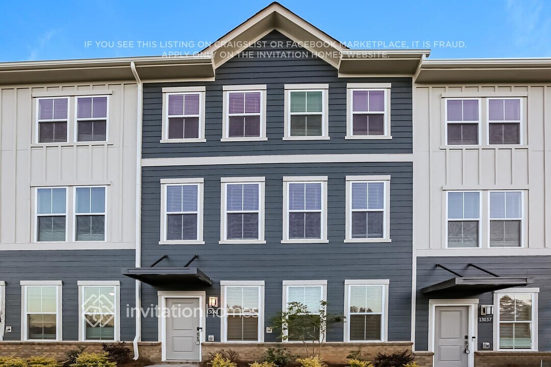 13041 Western Ln in Charlotte, NC - Building Photo