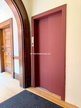 2 Ware St, Unit 511 in Cambridge, MA - Building Photo - Building Photo