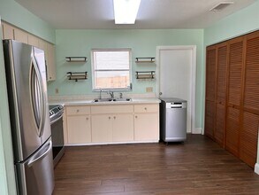 2199 Park Rd in Venice, FL - Building Photo - Building Photo