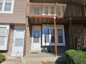 4521 S Crystal Way in Aurora, CO - Building Photo