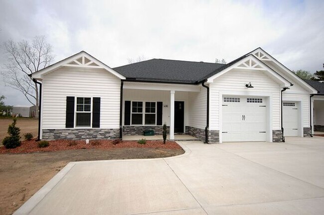 property at 430 S Center St