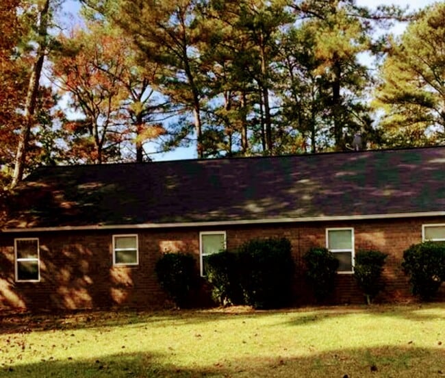 property at 5531 Windwood Rd