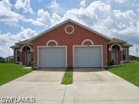 5135 Centennial Blvd in Lehigh Acres, FL - Building Photo