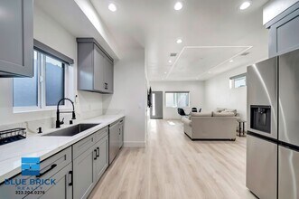 5841 Vanalden Ave in Los Angeles, CA - Building Photo - Building Photo