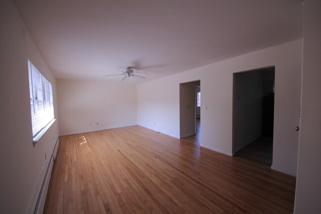 10 McKinley Ave, Unit #4