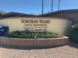 1002 E Lester St, Unit 4 in Tucson, AZ - Building Photo