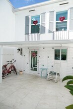 1389 W 71st St in Hialeah, FL - Building Photo - Building Photo