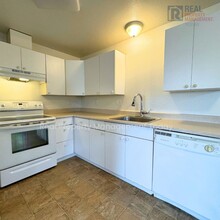 3311 S Asotin St-Unit -A in Tacoma, WA - Building Photo - Building Photo