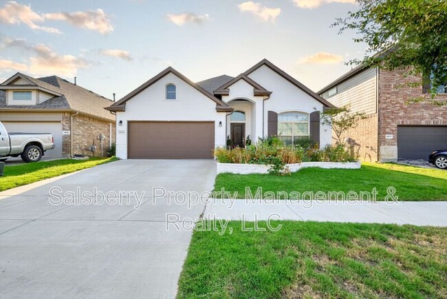 1413 Millerbird Wy in Northlake, TX - Foto de edificio - Building Photo