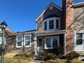 4696 S Dillon Ct in Aurora, CO - Building Photo