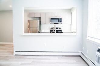 New Country Club Estates in New Britain, CT - Building Photo - Building Photo