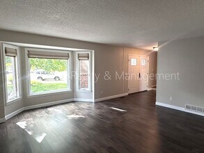 1 Foothill Ash in Littleton, CO - Building Photo - Building Photo