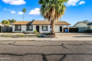 3409 E Campo Bello Dr in Phoenix, AZ - Building Photo