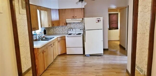 property at 117 N Main Ave